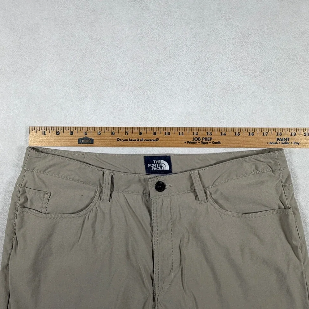 The North Face Mens 36x25 Motion Pants Tan Khaki Stretch Hiking Outdoor